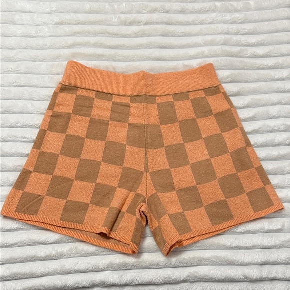 UGG Maliah Shorts - Picture 2 of 6